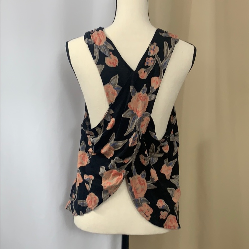 Tank - Picture 2 of 3